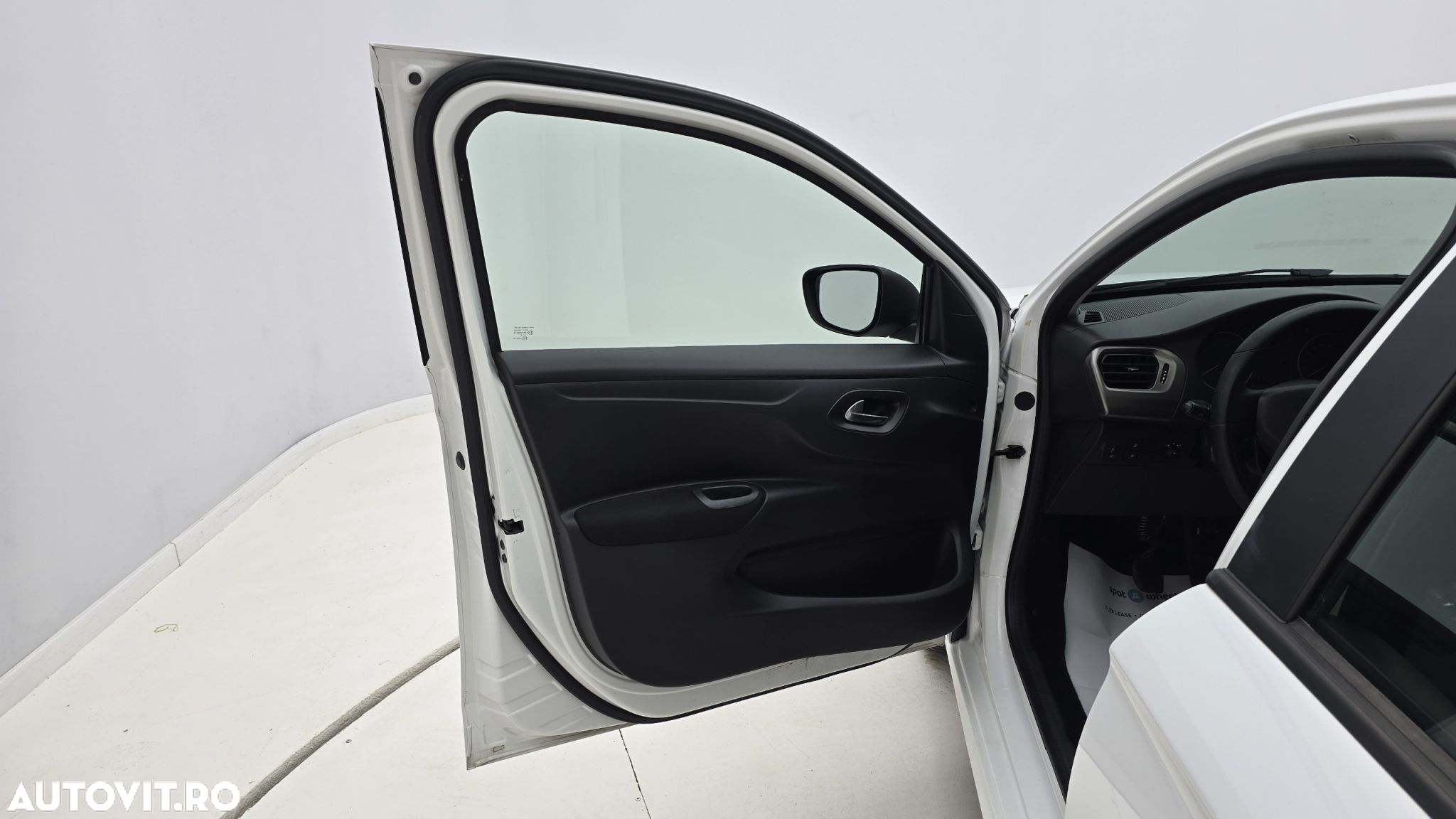 Peugeot 301 1.6 BlueHDI FAP Active - 10