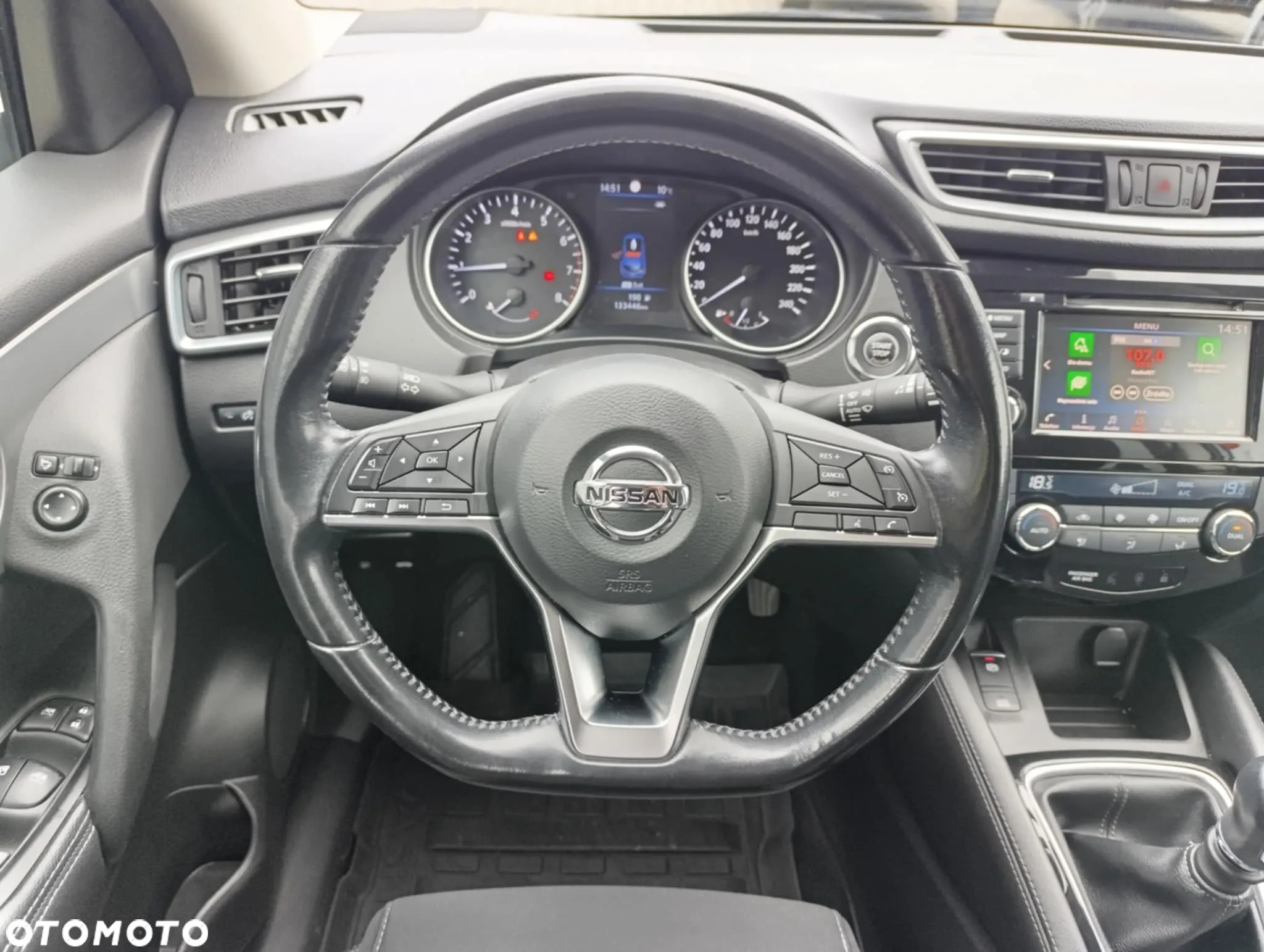 Nissan Qashqai 1.3 DIG-T N-Connecta - 18