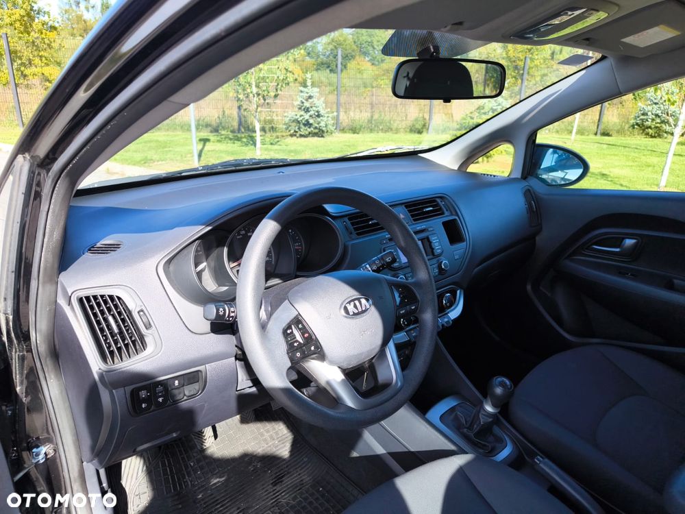 Kia Rio 1.2 M - 31