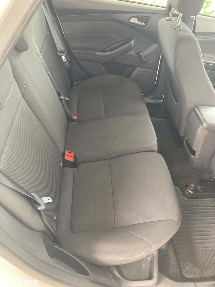 Ford Focus 1.5 TDCi Trend - 6