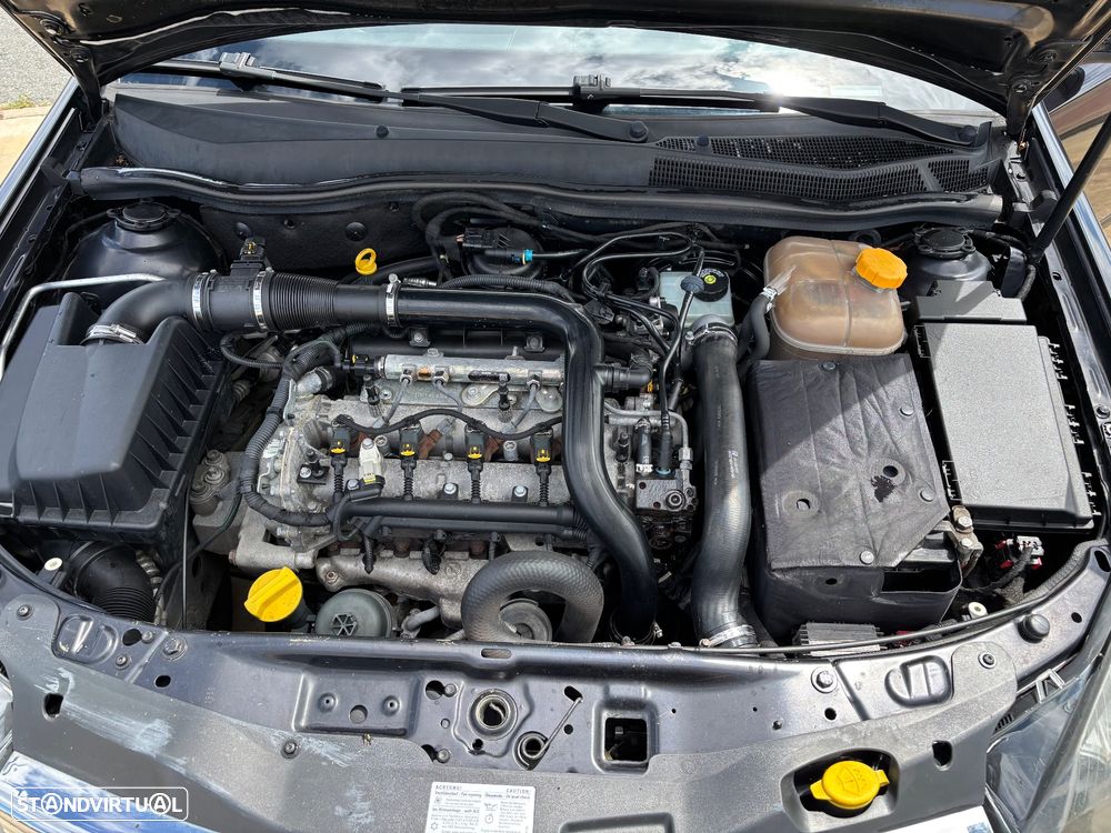 Opel Astra GTC 1.3 CDTI - 8