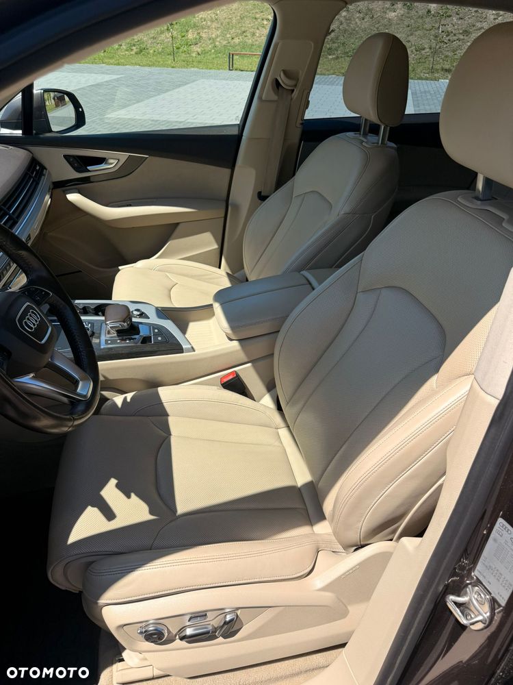 Audi Q7 3.0 TDI Quattro Tiptronic - 11