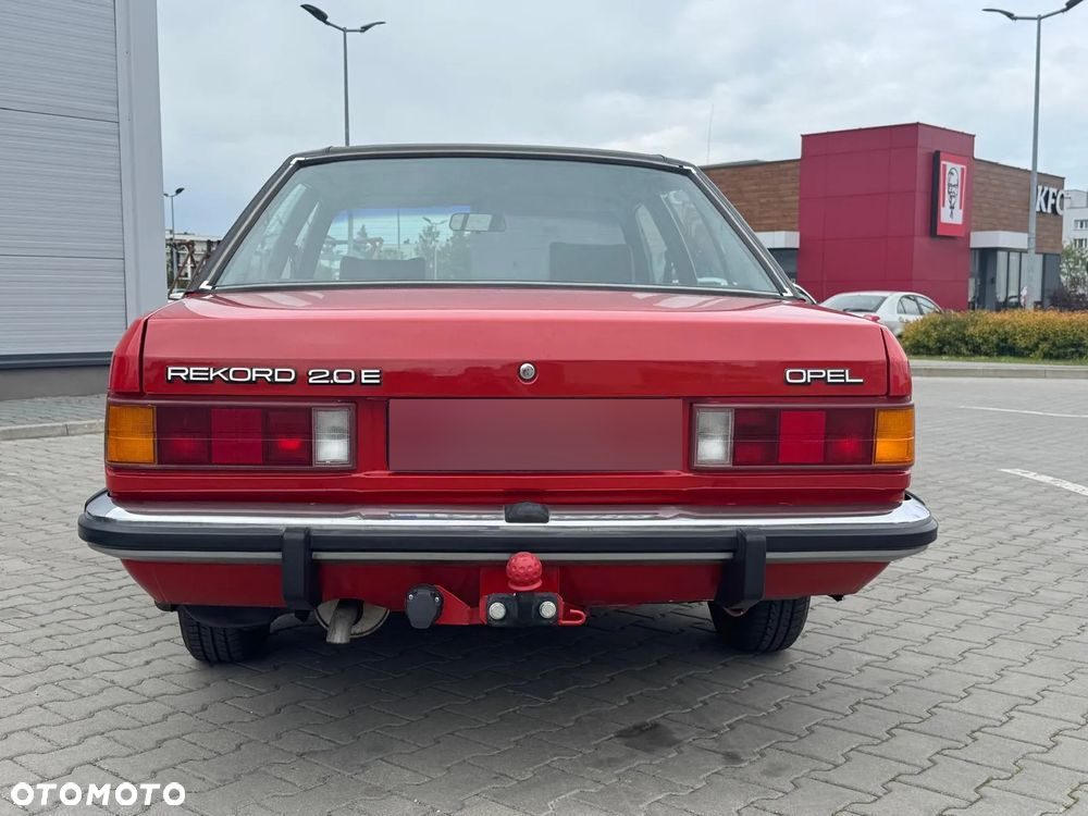 Opel Rekord E 2.0 GL - 8