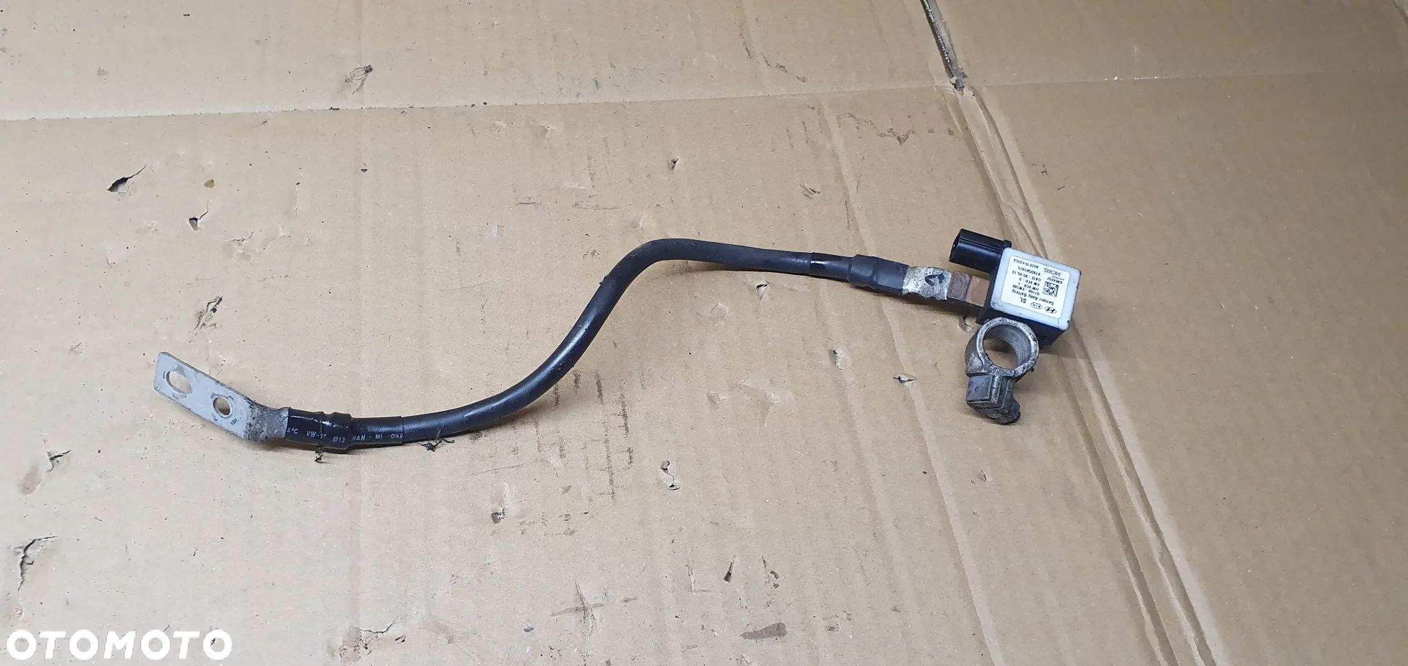 Klema minusowa akumulatora bezpiecznik Kia Sportage III 37180-3W100 - 1