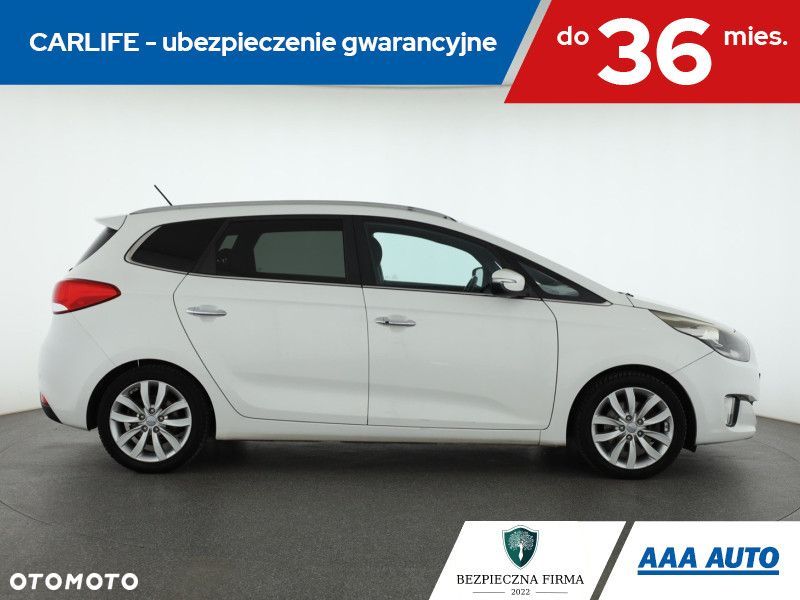 Kia Carens - 7