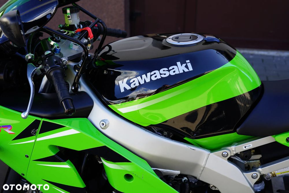 Kawasaki ZX - 27