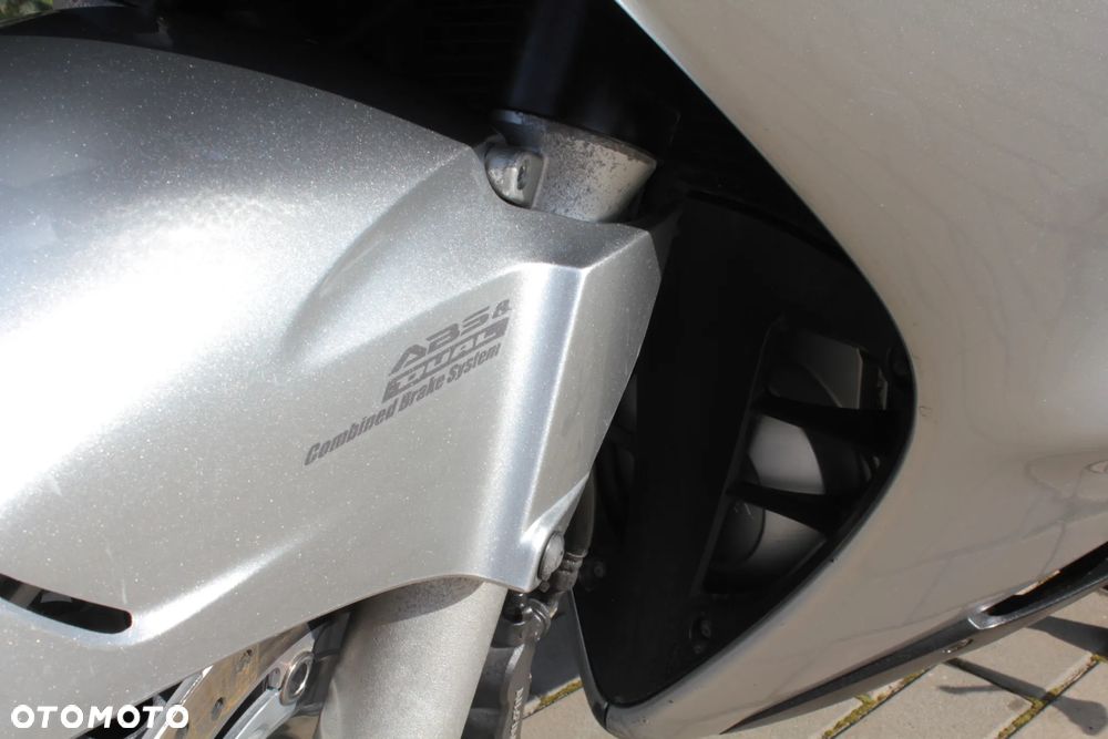 Honda ST - 24