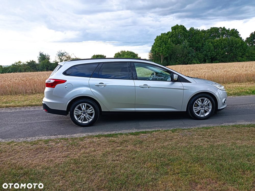 Ford Focus 1.6 TDCi DPF SYNC Edition - 33