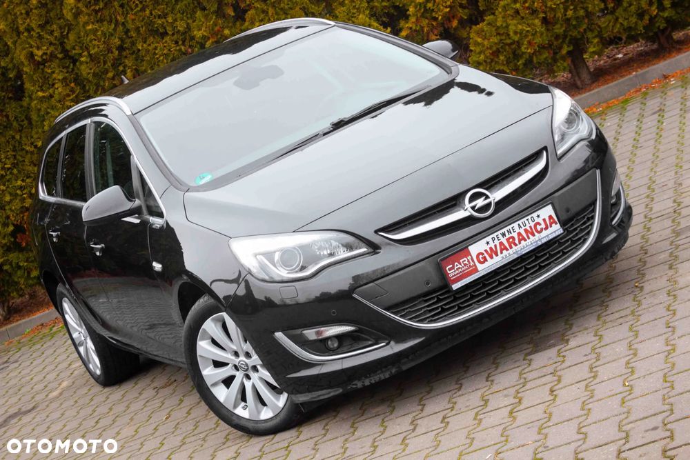 Opel Astra 1.4 T Essentia - 2