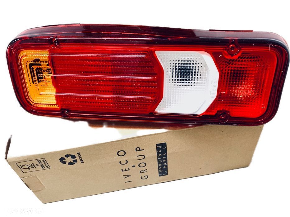 Lampa tylna prawa Iveco Daily nowy typ zabudowa kontener oryginał - 1