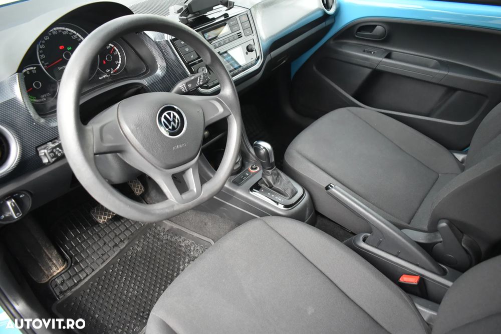 Volkswagen up! - 13