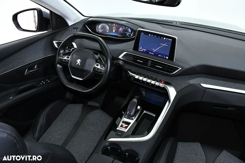 Peugeot 3008 PureTech 130 Stop & Start GPF EAT8 Allure - 5