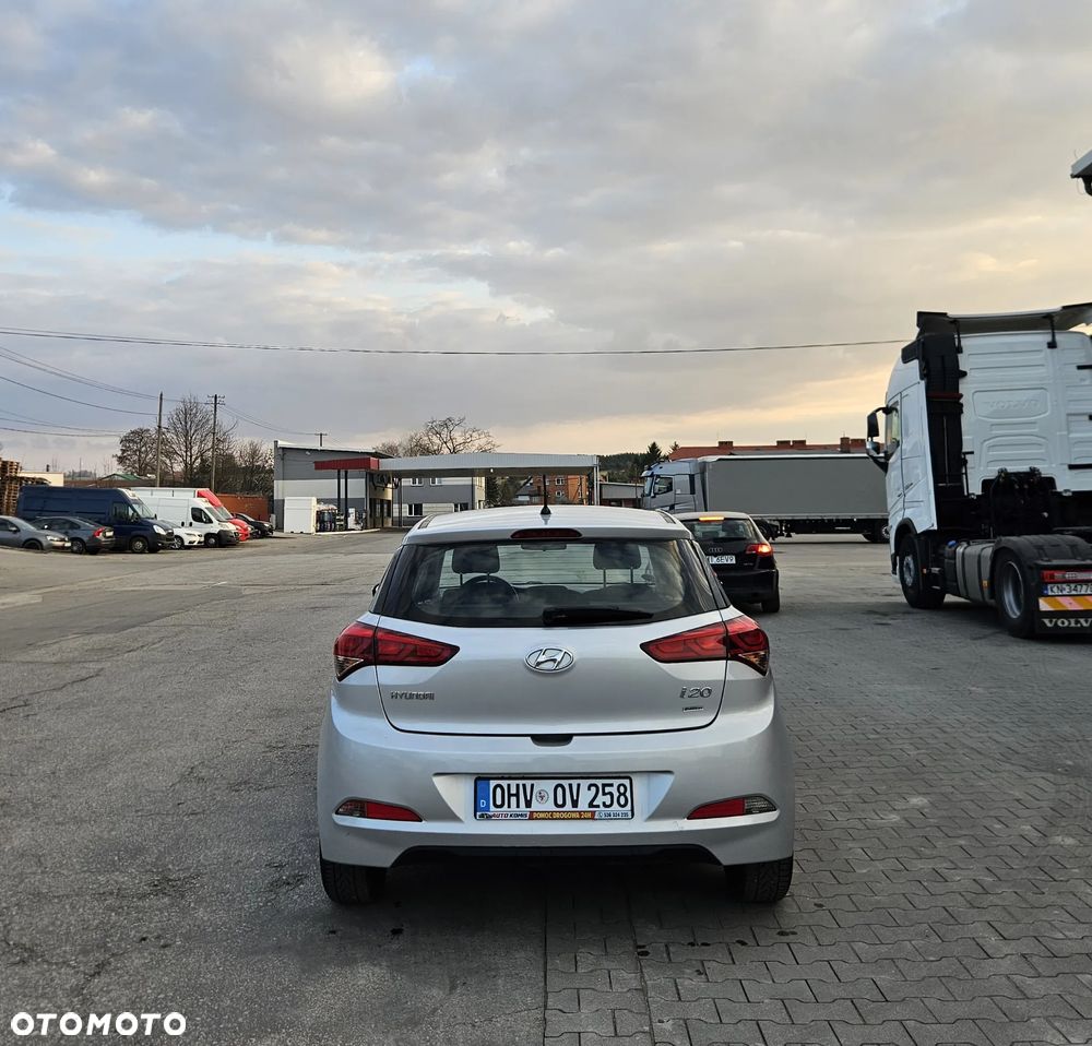 Hyundai i20 - 5