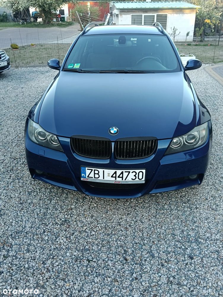 BMW Seria 3 320i - 2