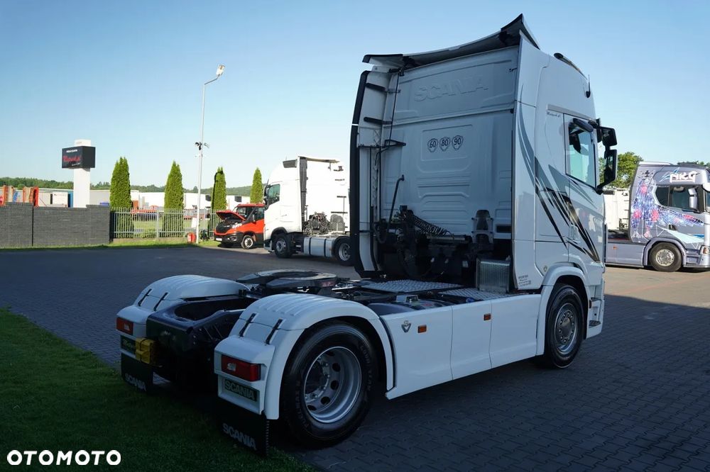 Scania S 580 / V8 / RETARDER / KLIMA POSTOJOWA / CAŁA NA PODUSZKACH / SKÓRY / - 8