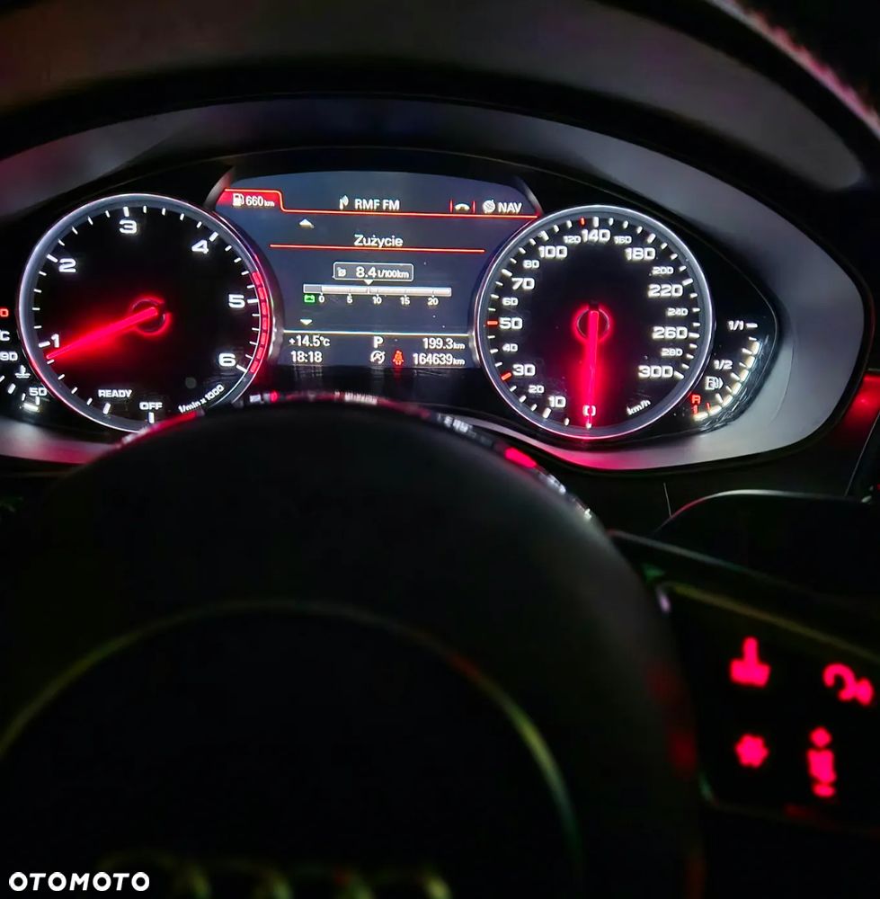 Audi A6 Avant 3.0 TDI quattro S tronic - 38