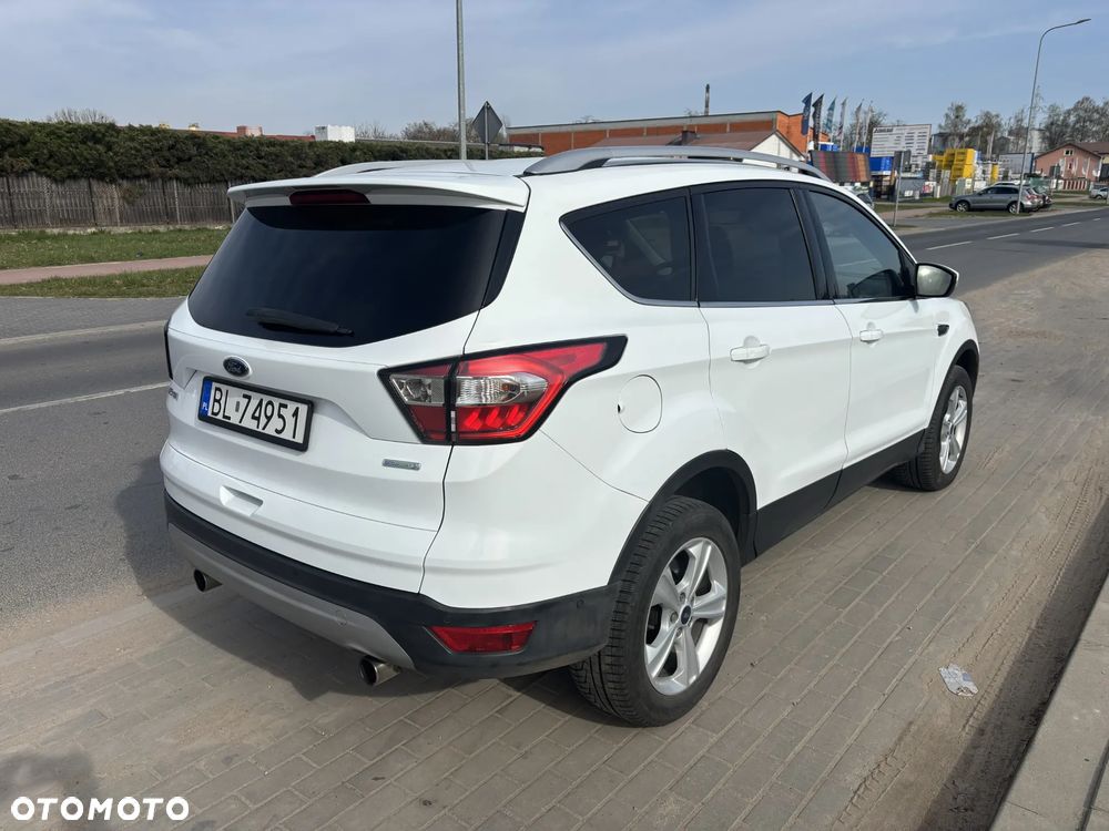 Ford Kuga 1.5 EcoBoost 2x4 Cool & Connect - 3