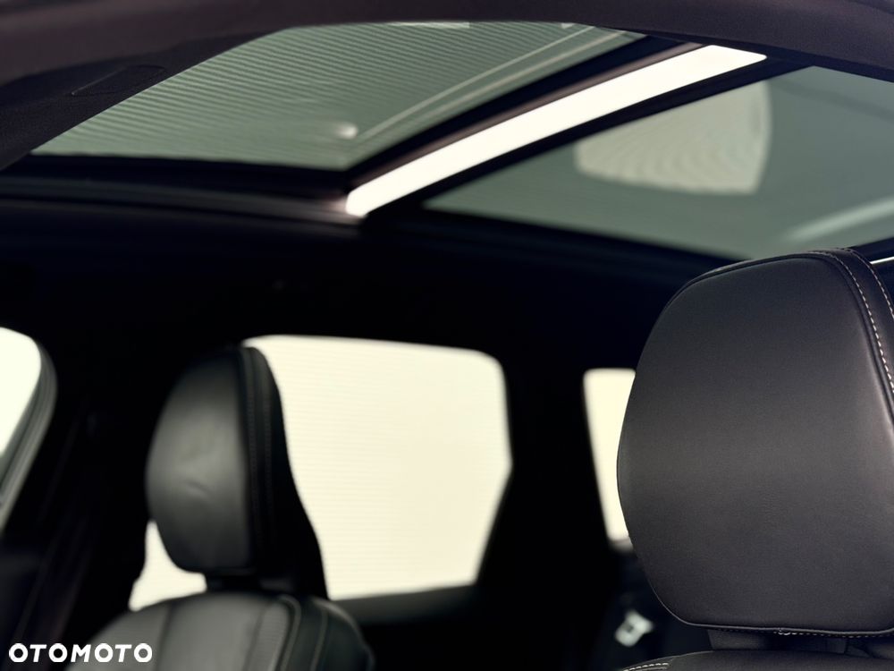 Volvo XC 60 D5 AWD Geartronic RDesign - 26