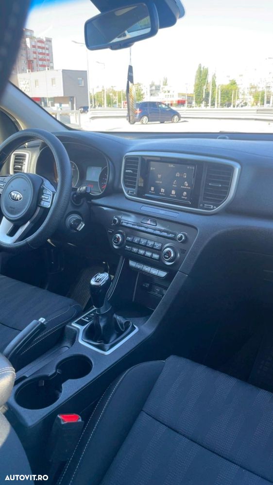 Kia Sportage 1.6 GDI 6MT 4x2 Style - 8