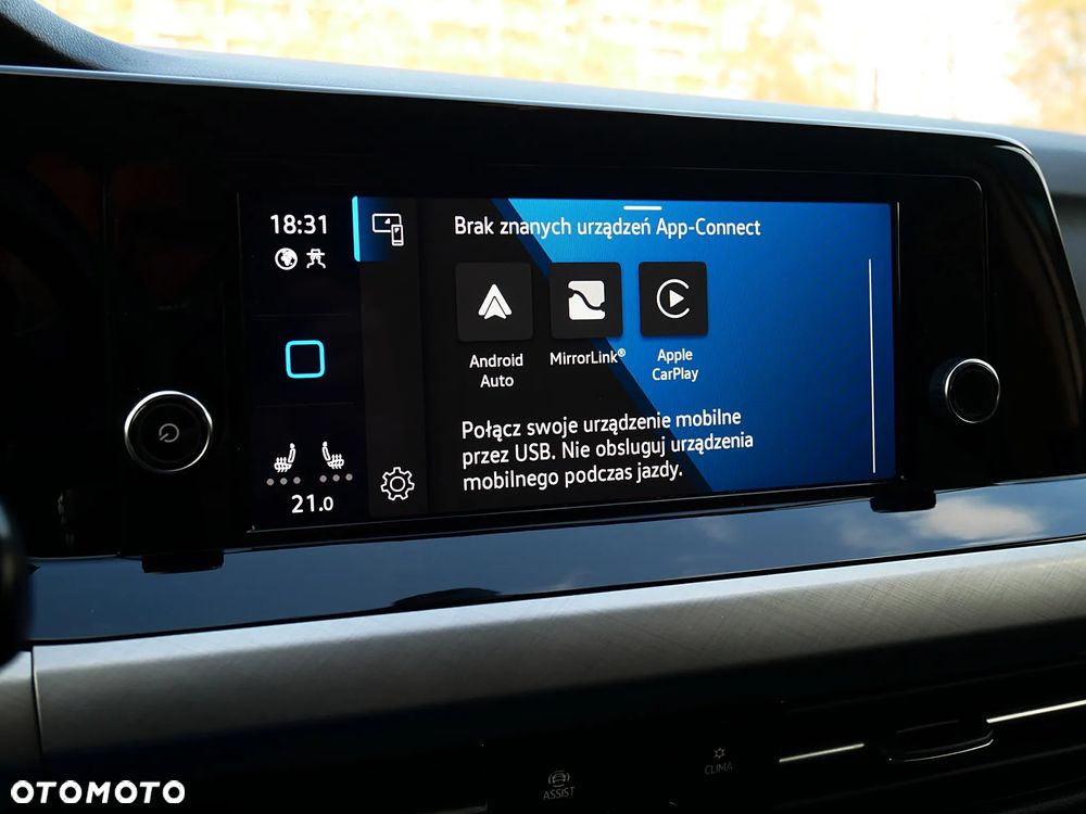 Volkswagen Golf 1.0 eTSI United DSG - 13