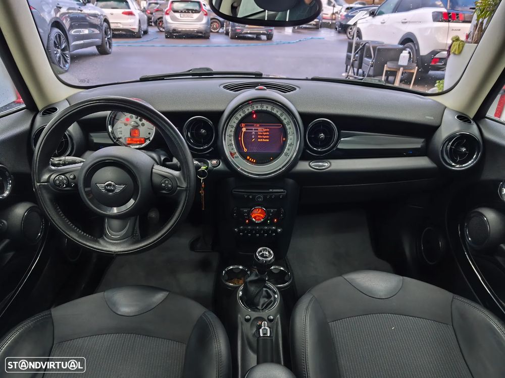 MINI Coupé Cooper SD - 12