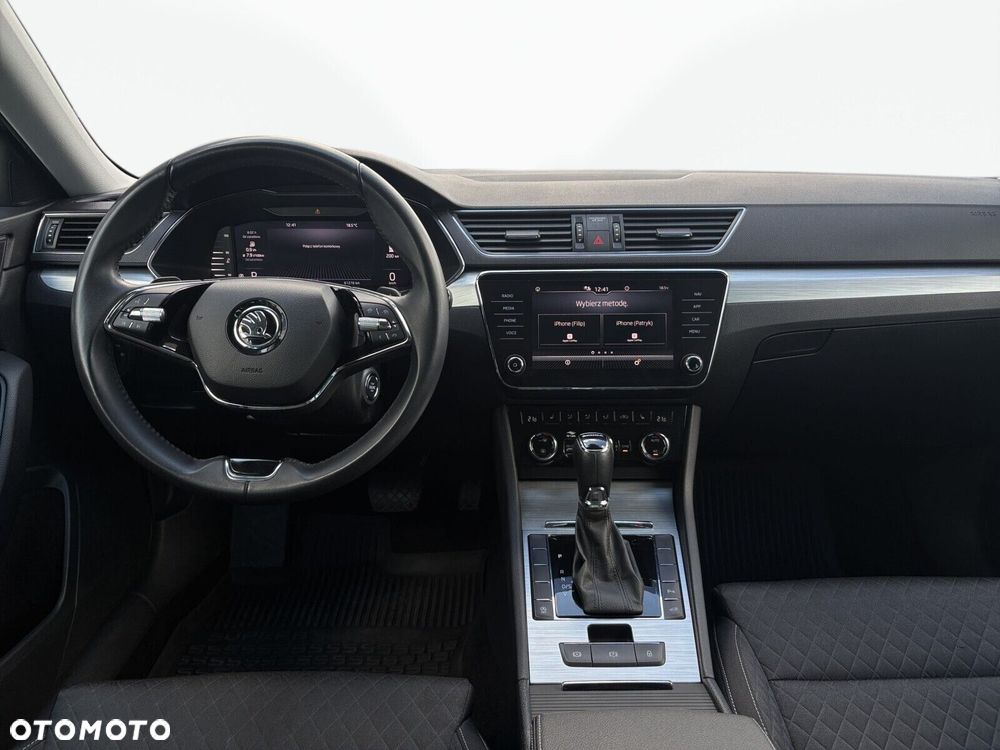 Skoda Superb 1.5 TSI Ambition DSG - 17