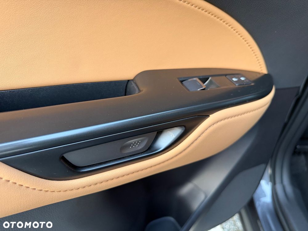 Lexus NX 350h Prestige 2WD - 30
