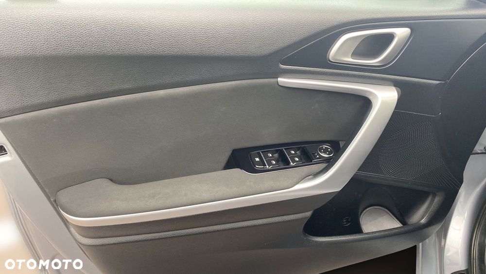 Kia Ceed 1.5 T-GDI M - 15