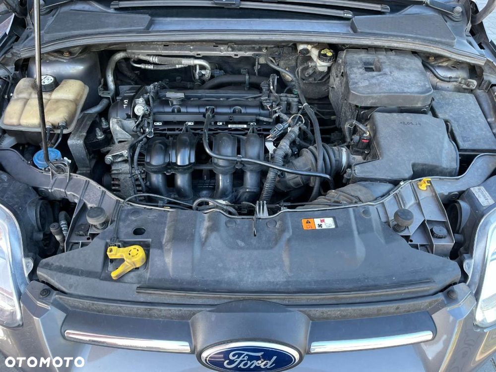 Ford Focus 1.6 Ambiente - 21