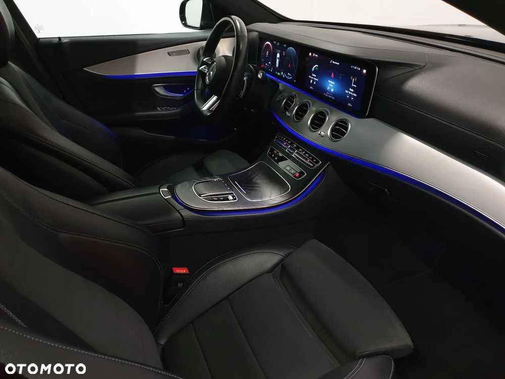 Mercedes-Benz Klasa E 300 de 4Matic 9G-TRONIC AMG Line - 28