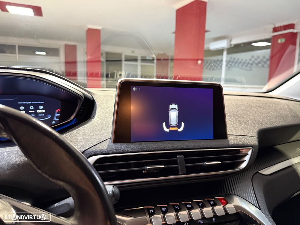 Peugeot 3008 1.5 BlueHDi Active - 15