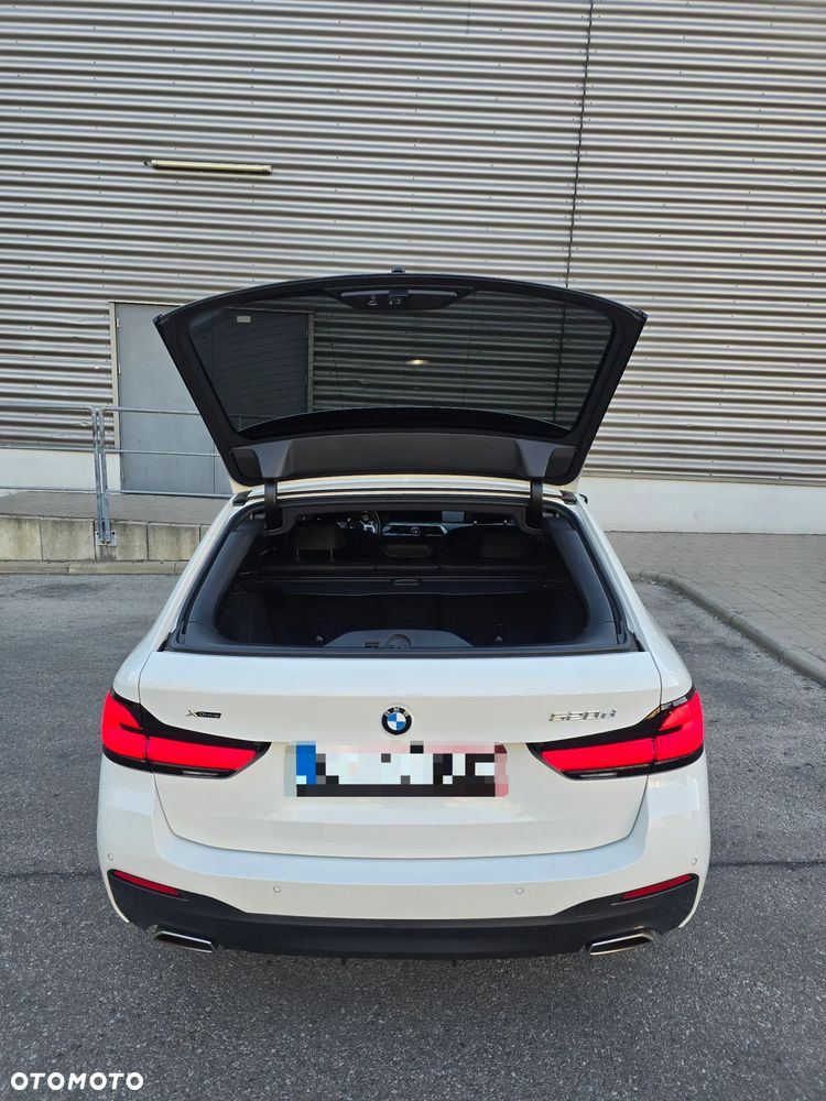 BMW Seria 5 520d xDrive MHEV M Sport sport - 37