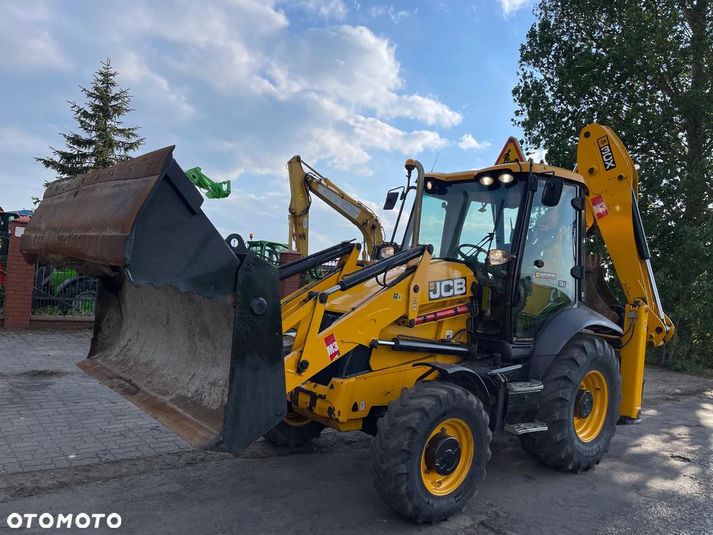 JCB Koparko Ładowarka Koparka Jcb 3CX Szczęka Krokodyl,Ramię z teleskopem_Bardzo ładna i zadbana_Cała W Oryginale Niemalowana_GOTOWA DO PRACY_Skrzynia biegów Mechaniczna 4 BIEGI_KLIMA - 29