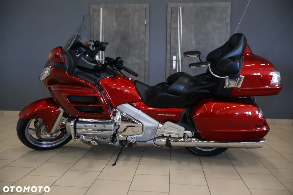 Honda GL - 28