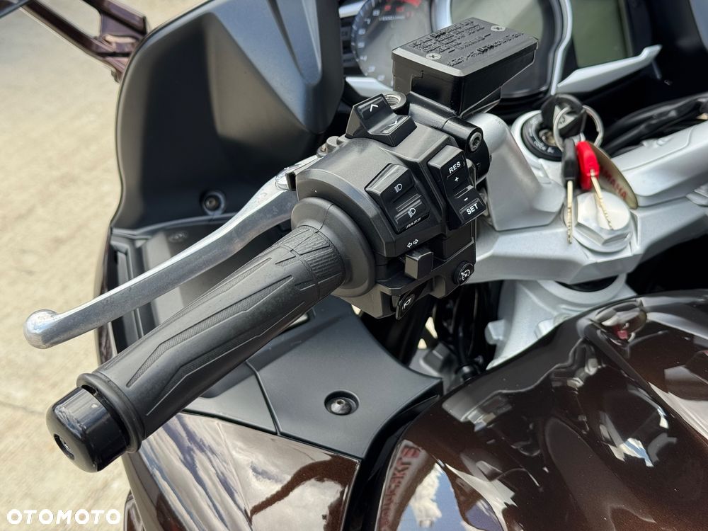 Yamaha FJR - 30