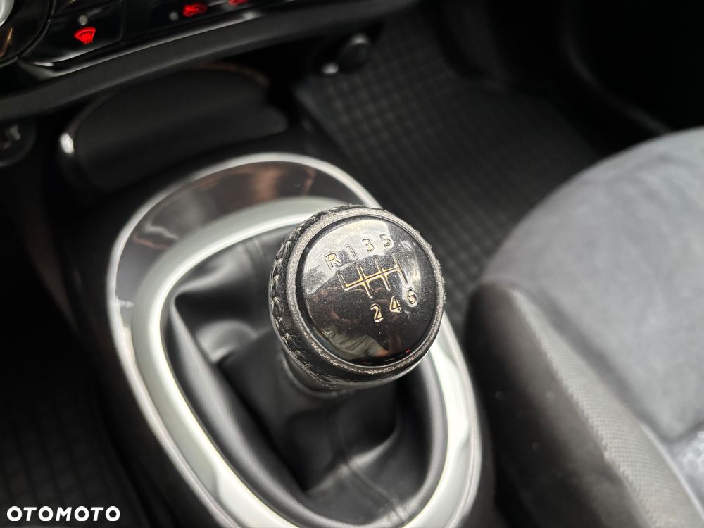 Nissan Juke - 16