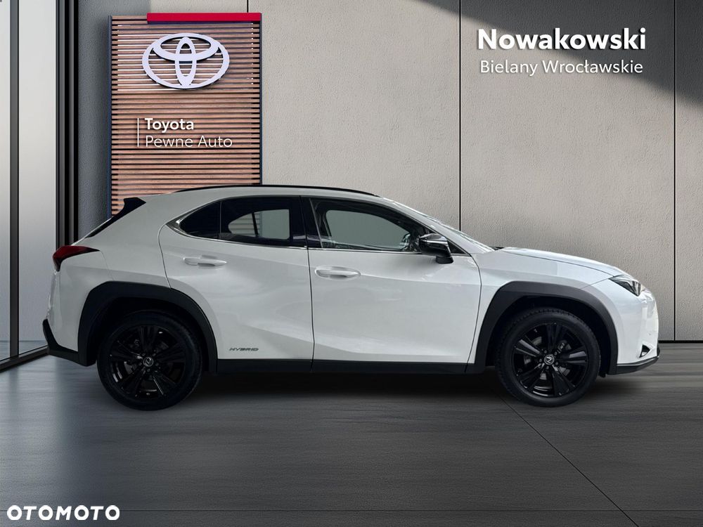 Lexus UX 250h GPF F Impression 2WD - 6