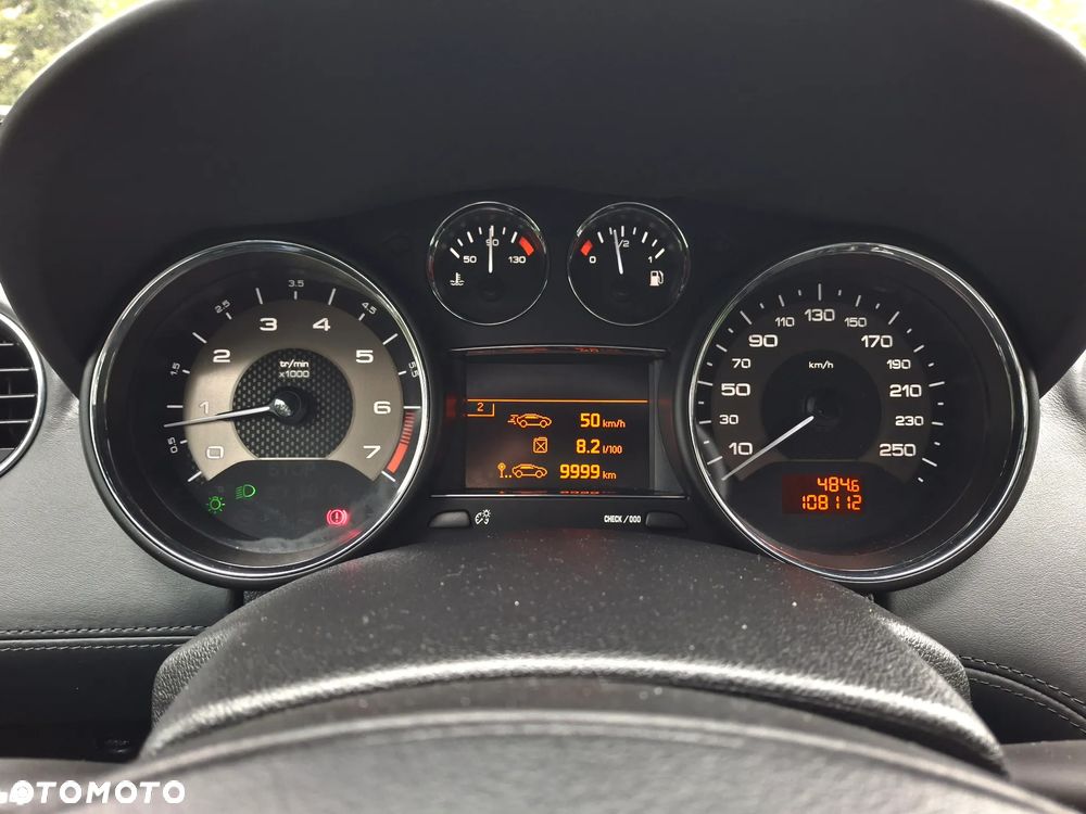 Peugeot RCZ 1.6 200 THP Onyx - 28