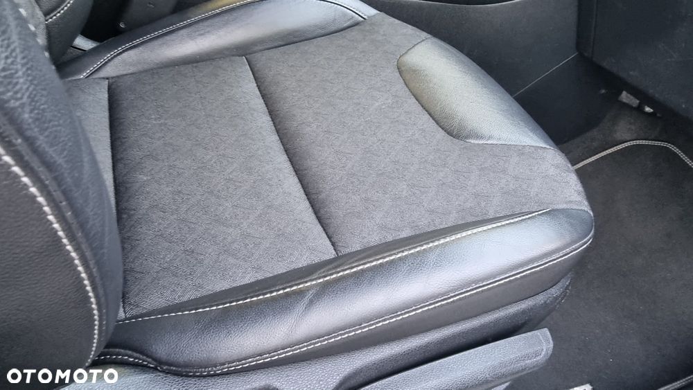 Kia Niro 1.6 GDI Hybrid L Business Line - 14