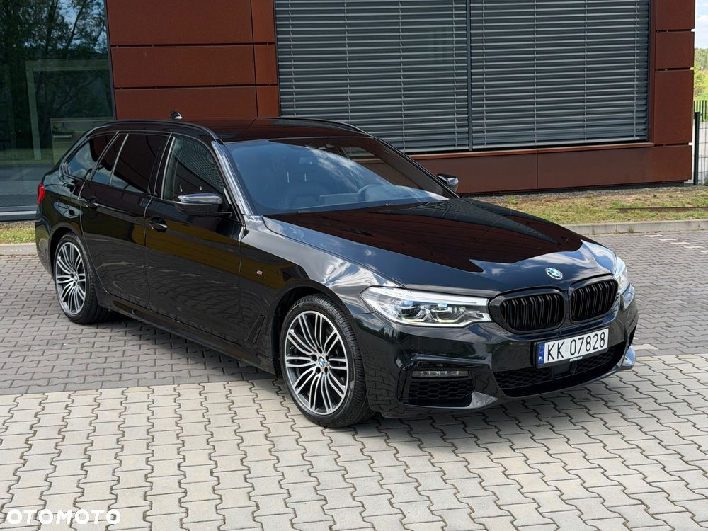 BMW Seria 5 520d xDrive M Sport sport - 12