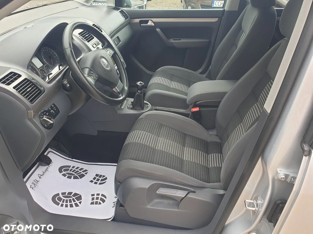 Volkswagen Touran 1.6 United - 15