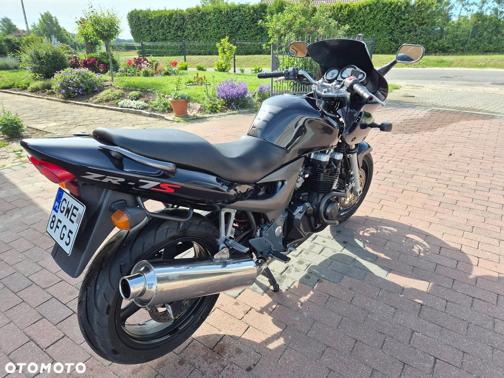 Kawasaki ZR