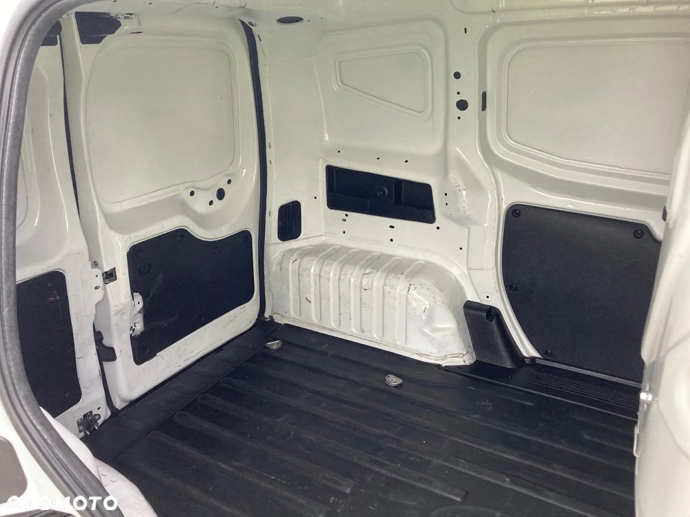Fiat Fiorino 1.3 JTD, VAT-1, faktura 23%, SALON POLSKA, serwisowany, I WŁAŚCICIEL - 17