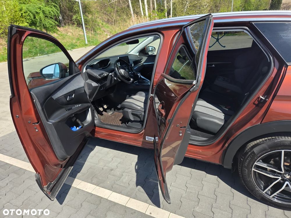 Peugeot 3008 HDi FAP 115 Allure - 15