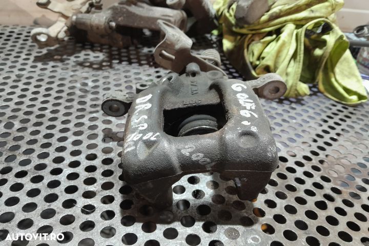 Etrier spate dreapta Volkswagen VW Golf 6 [2008 - 2015] Hatchback 3-u - 2