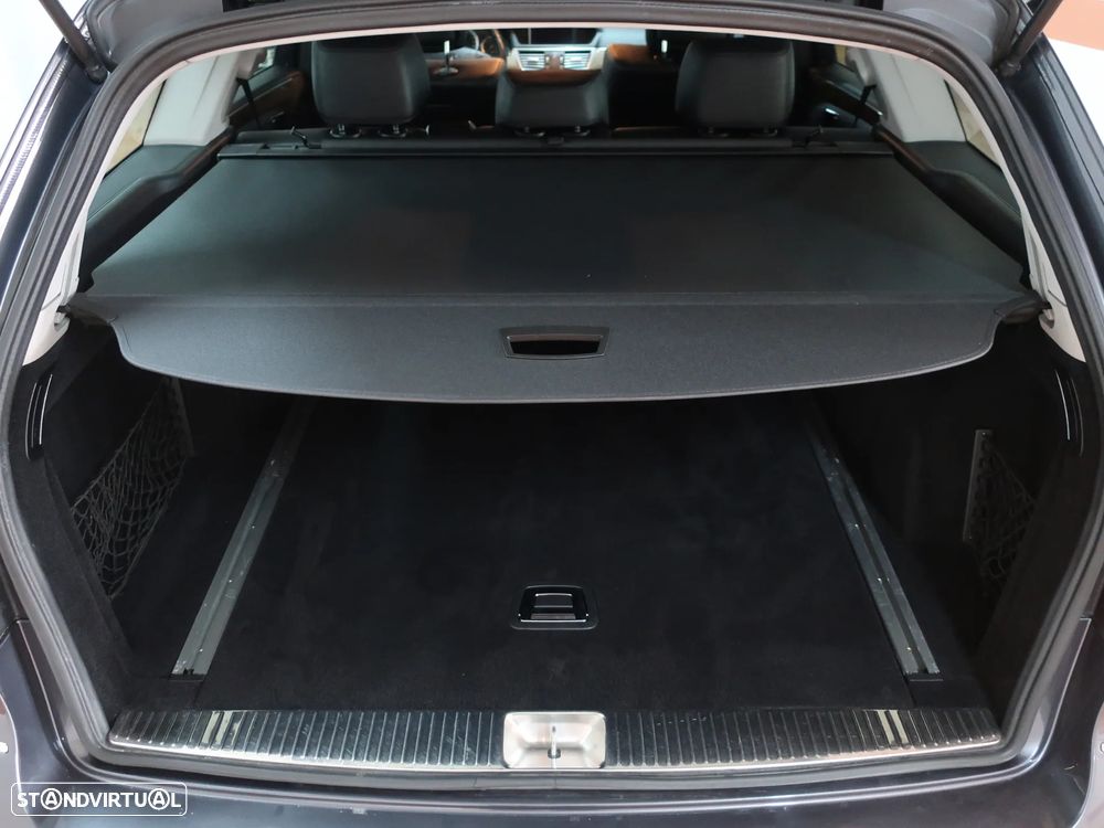 Mercedes-Benz E 250 CDi Elegance BlueEfficiency - 12