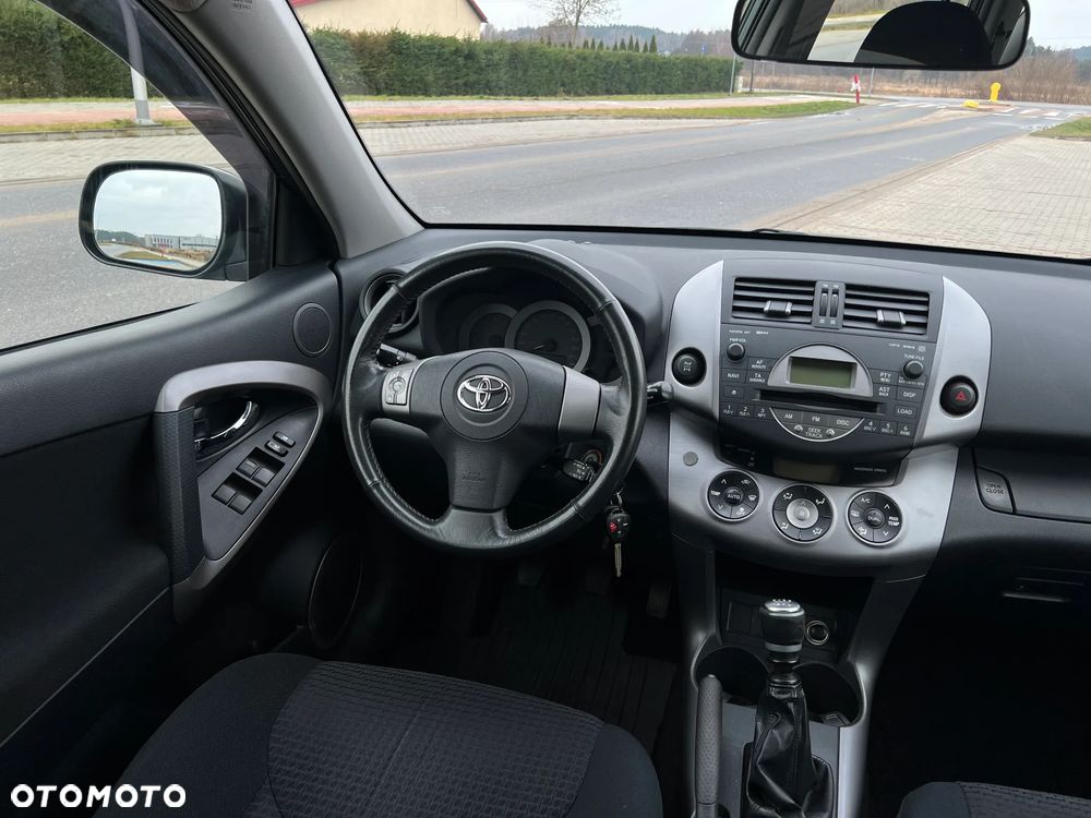 Toyota RAV4 2.2 D-4D Sol 180 - 14