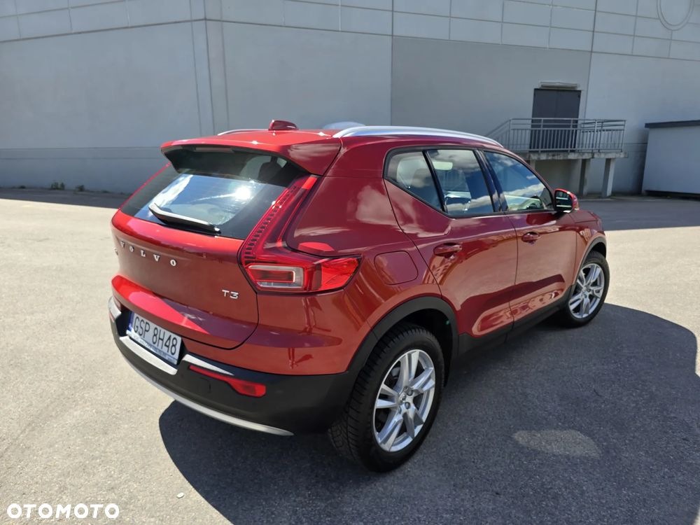 Volvo XC 40 T3 Momentum - 11