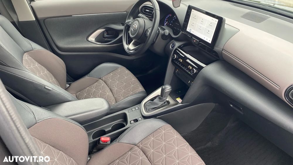 Toyota Yaris Cross 1.5 l CVT Exclusive Elegant - 6