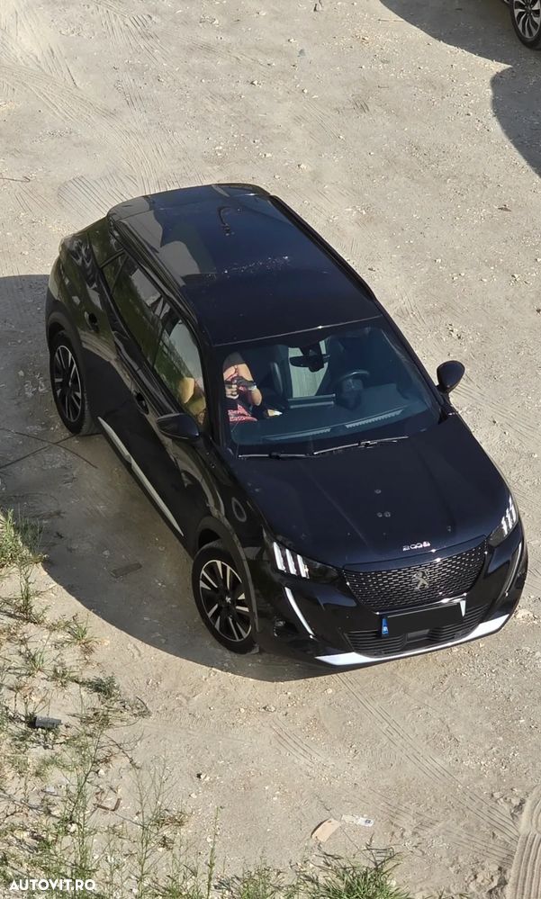 Peugeot 2008 e-2008 GT Line - 10